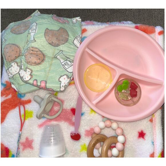 Paradise Galleries Reborn Baby Girl Doll + Accessories - Picture 6 of 10